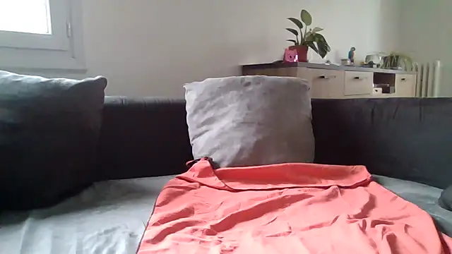 FablinoX online show from March 16, 2026, 7:45 am