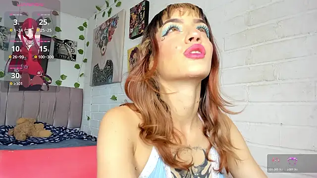 Snapshot of katt__black__ chatting on March 12, 2026, 8:35 pm katt black online show from March 12, 2026, 8:35 pm