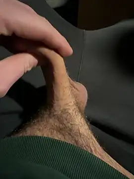 YoungCouple0604 online show from December 12, 2024, 10:42 pm