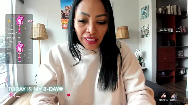 Snapshot of CindyWilliams_ chatting on February 17, 2026, 6:27 pm CindyWilliams online show from February 17, 2026, 6:27 pm