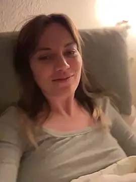 Snapshot of Milla__one chatting on March 13, 2025, 9:59 pm Milla one online show from March 13, 2025, 9:59 pm