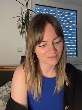 Snapshot of Milla__one chatting on March 20, 2025, 11:27 am Milla one online show from March 20, 2025, 11:27 am