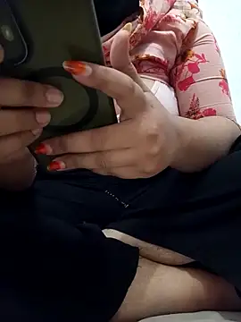 RaselKg online show from February 11, 2026, 6:24 am