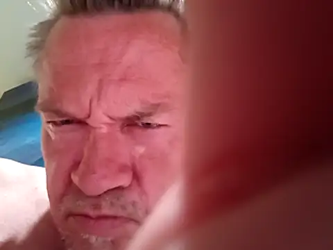 Snapshot of ed44435 chatting on February 17, 2026, 7:38 am ed44435 online show from February 17, 2026, 7:38 am