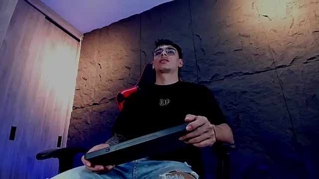 joseph boy online show from November 21, 2025, 11:09 am