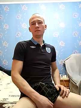 serhii19791 online show from February 28, 2025, 9:58 am