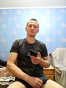 serhii19791 online show from February 25, 2025, 10:37 am