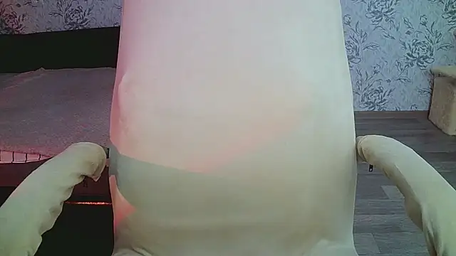 Snapshot of bubble_bambam chatting on March 16, 2025, 8:10 pm bubble bambam online show from March 16, 2025, 8:10 pm