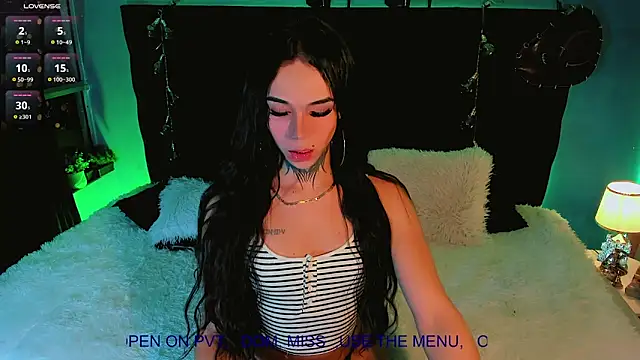 CALLME GODDESS  online show from May 7, 2026, 7:23 am