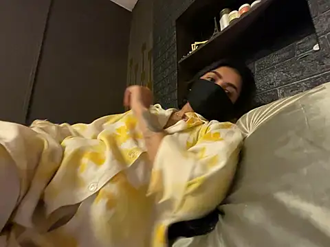 MaYaa  11 online show from February 21, 2025, 11:55 am