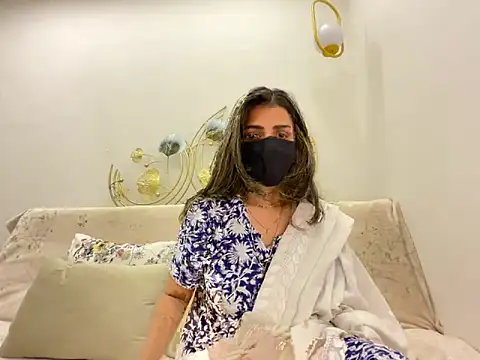 MaYaa  11 online show from February 25, 2026, 7:19 am