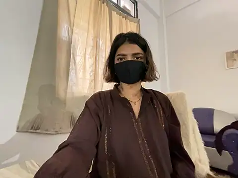 MaYaa  11 online show from January 22, 2025, 11:56 am