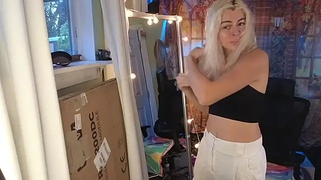 cunty tranny lydia online show from December 20, 2025, 11:29 pm