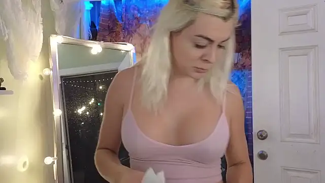 cunty tranny lydia online show from November 15, 2025, 12:58 am