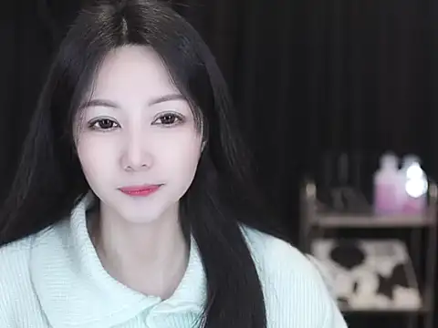 Nuyoah-77 online show from March 3, 2026, 2:24 pm