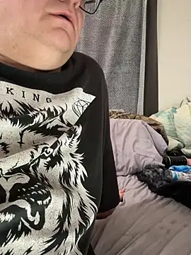 Snapshot of treatbobnicer chatting on February 22, 2026, 9:38 pm treatbobnicer online show from February 22, 2026, 9:38 pm