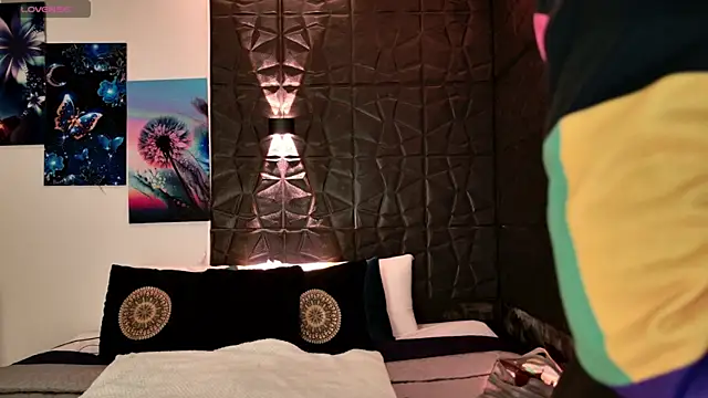 graceymilf666 online show from November 26, 2025, 11:21 am