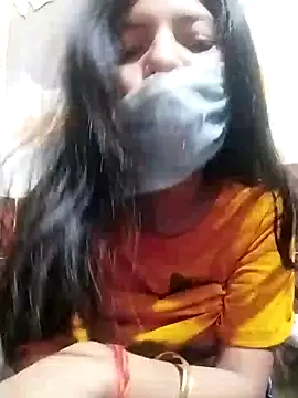 Snapshot of Hotty-Divya chatting on January 18, 2025, 9:34 am Hotty-Divya online show from January 18, 2025, 9:34 am