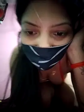 Snapshot of Hotty-Divya chatting on March 26, 2026, 2:26 pm Hotty-Divya online show from March 26, 2026, 2:26 pm