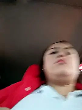 Lesly 10- online show from December 14, 2025, 10:26 pm