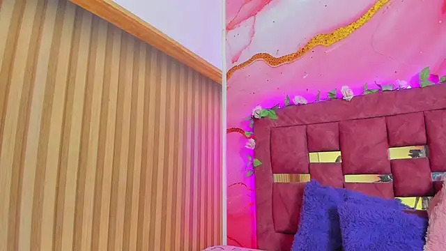 melody paris online show from January 14, 2026, 10:52 am