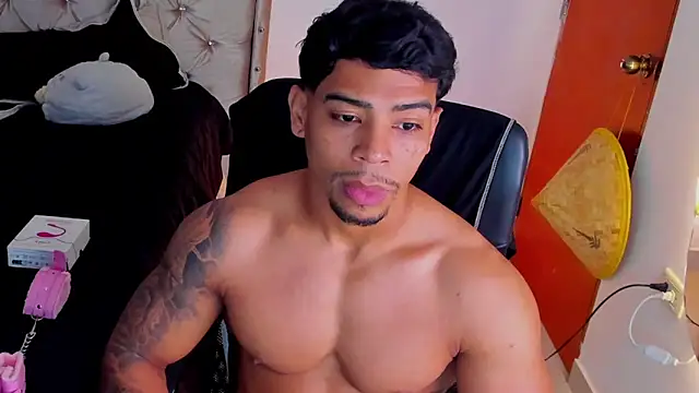 Andrew wolf7 online show from December 21, 2025, 8:31 pm