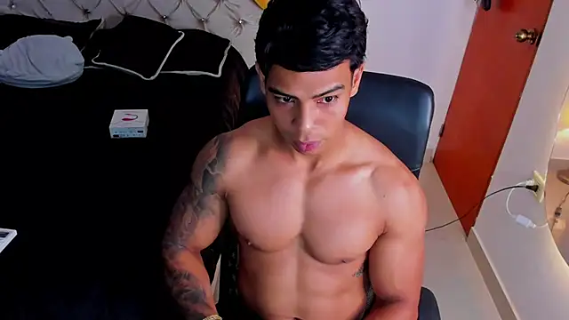 Andrew wolf7 online show from November 10, 2025, 11:59 am