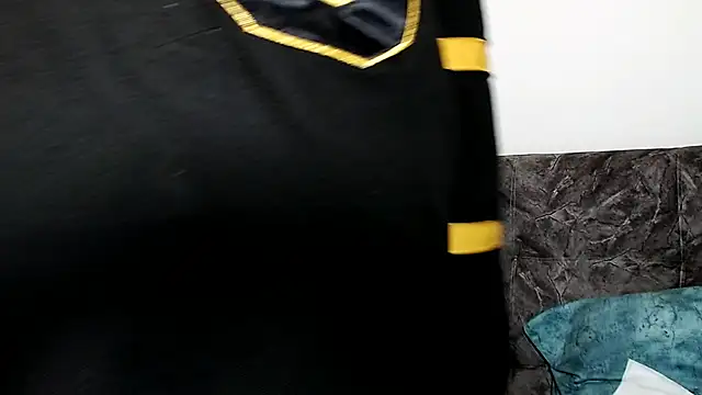 Exotic tatto27121 online show from December 4, 2024, 11:30 pm