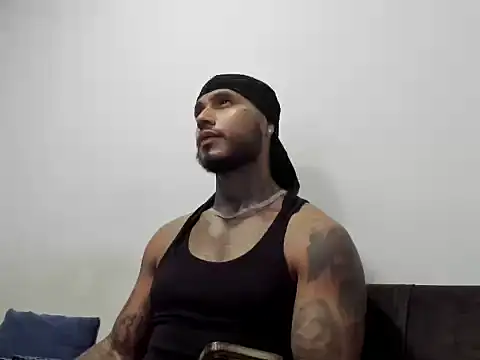 Snapshot of Exotic_tatto27121 chatting on June 2, 2026, 2:44 am Exotic tatto27121 online show from June 2, 2026, 2:44 am