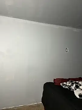 SluttyLyfe4L online show from April 7, 2026, 1:29 am