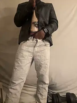 SluttyLyfe4L online show from January 16, 2025, 6:14 am