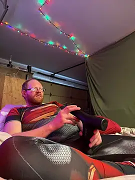 theoneandonlyniko online show from December 5, 2024, 8:49 pm