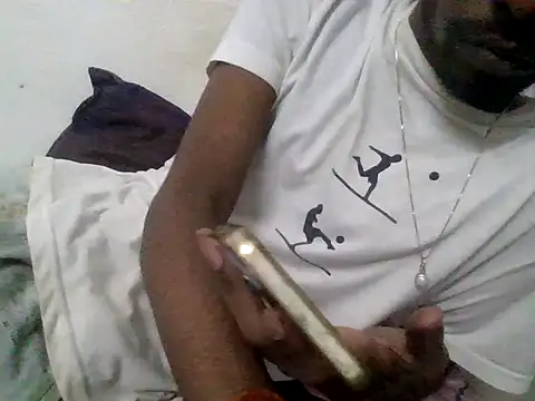 devilsam3327 online show from November 3, 2025, 2:31 pm