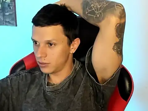 Snapshot of goodboy69l chatting on February 26, 2026, 11:49 pm goodboy69l online show from February 26, 2026, 11:49 pm