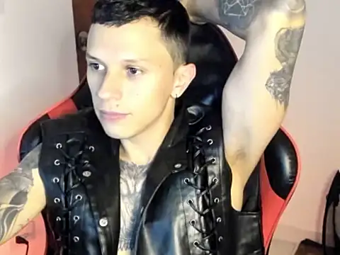 goodboy69l online show from April 17, 2026, 8:11 pm