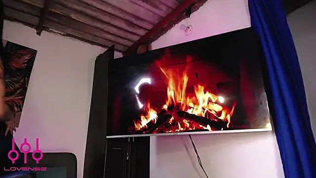 xxx  exotic online show from March 9, 2025, 4:22 pm