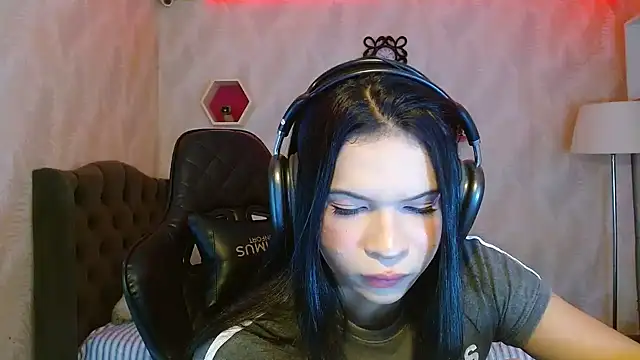 andy bell x online show from October 24, 2025, 6:56 am