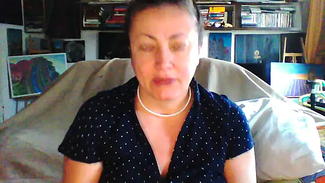 MariaAnaSunshine online show from February 12, 2026, 8:47 am