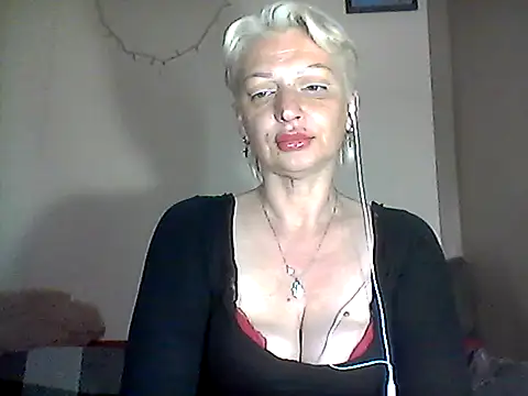 MaryJane441 online show from June 3, 2026, 8:24 pm