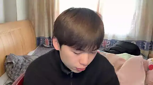 Snapshot of xiaottt1918 chatting on January 7, 2025, 5:12 am xiaottt1918 online show from January 7, 2025, 5:12 am