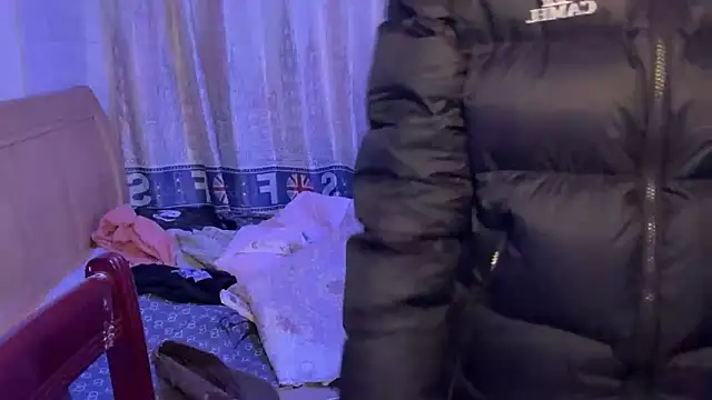 Snapshot of xiaottt1918 chatting on January 8, 2025, 2:56 pm xiaottt1918 online show from January 8, 2025, 2:56 pm