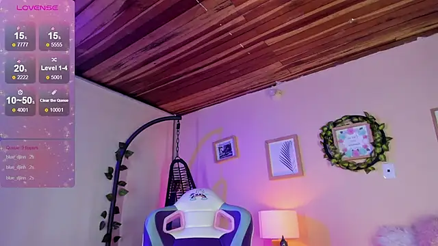 Snapshot of honey_fox1 chatting on March 11, 2025, 2:21 am honey fox1 online show from March 11, 2025, 2:21 am