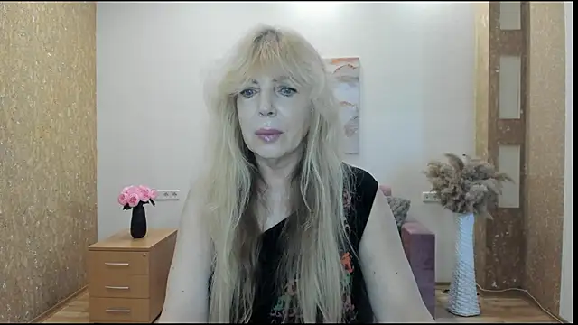 Anna Diax online show from March 28, 2026, 12:50 pm