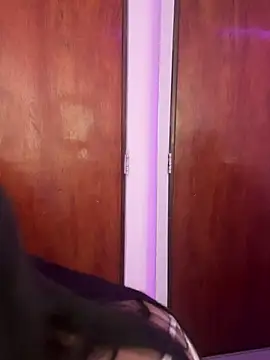 Snapshot of annaharper- chatting on March 18, 2025, 4:18 am annaharper- online show from March 18, 2025, 4:18 am