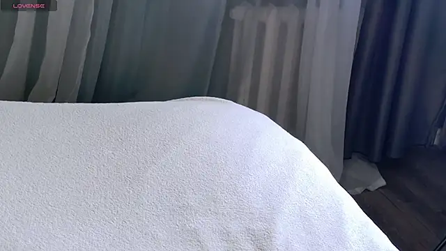 SunnyRisha online show from October 6, 2025, 5:19 am