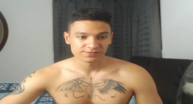 Tobicutee online show from December 1, 2025, 4:02 am