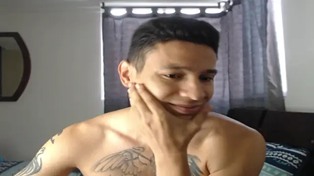 Tobicutee online show from January 11, 2026, 3:52 pm