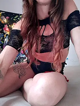 Snapshot of xMirana_ chatting on February 27, 2025, 11:06 am xMirana online show from February 27, 2025, 11:06 am