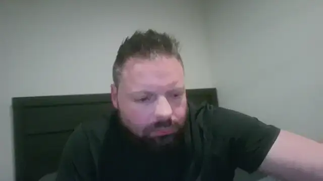 ExposureMakesMeHard online show from December 2, 2025, 2:12 am