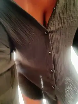 NatiLove35 online show from December 14, 2025, 8:09 am